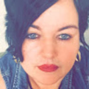 Meet your Posher, Sandy